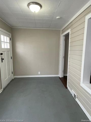 7256 Prospect Avenue, Warren, MI 48091