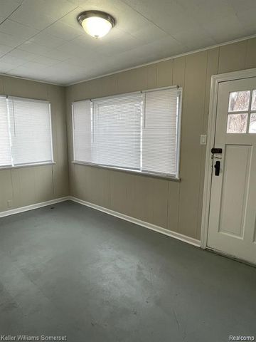 7256 Prospect Avenue, Warren, MI 48091
