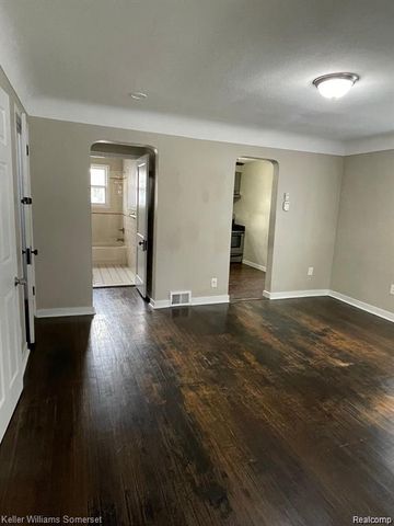 7256 Prospect Avenue, Warren, MI 48091
