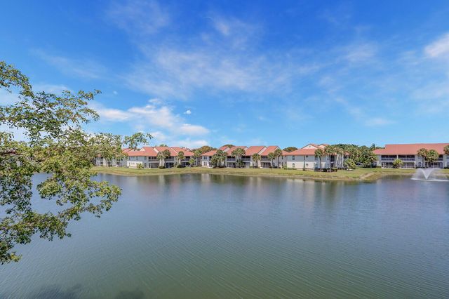 279 Cypress Point Drive, Palm Beach Gardens, FL 33418