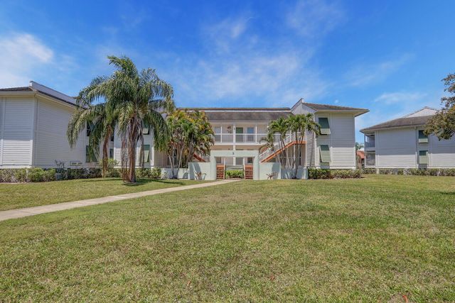 279 Cypress Point Drive, Palm Beach Gardens, FL 33418
