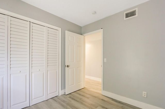 279 Cypress Point Drive, Palm Beach Gardens, FL 33418