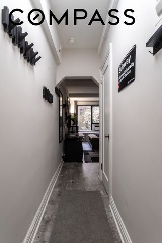 235 W 102nd St Apt 3T, New York City, NY 10025