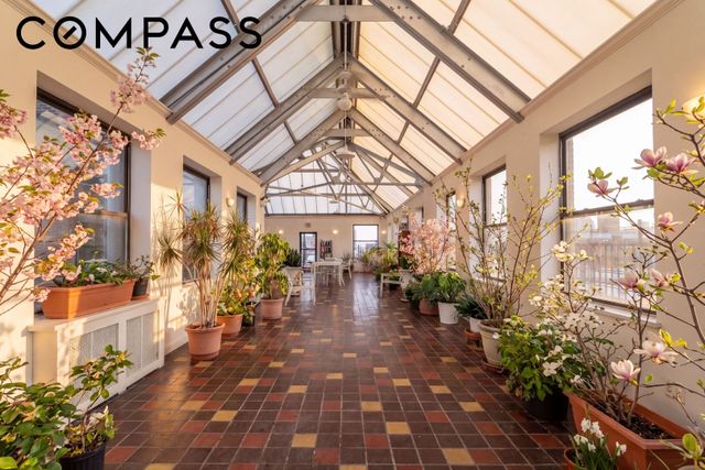 235 W 102nd St Apt 3T, New York City, NY 10025