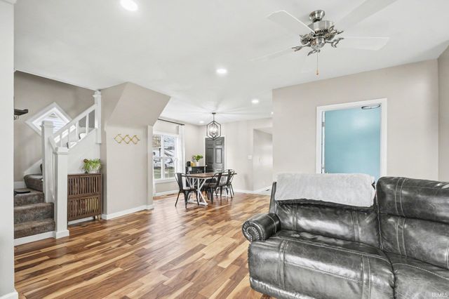 1009 S 26 Street, South Bend, IN 46615