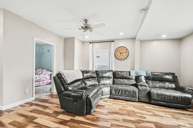 1009 S 26 Street, South Bend, IN 46615