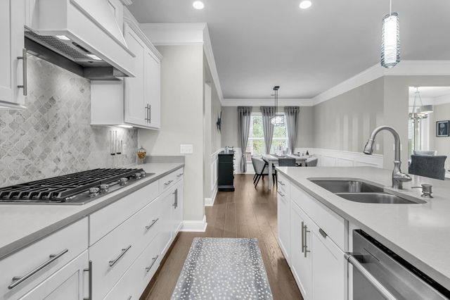 153 Hedera Court, Summerville, SC 29486