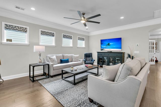 153 Hedera Court, Summerville, SC 29486
