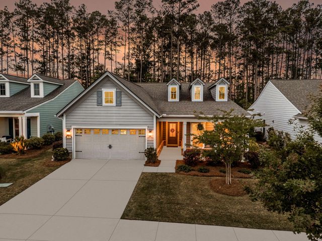153 Hedera Court, Summerville, SC 29486