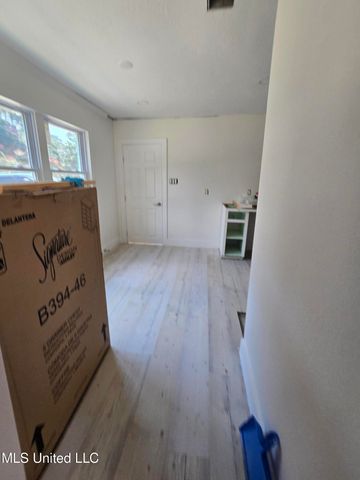 203 Eleanor Avenue, Pass Christian, MS 39571