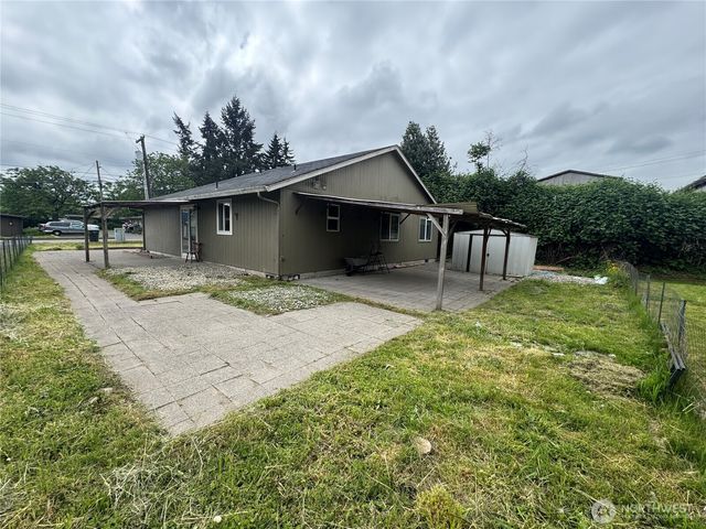 95 Barnes Street, Kelso, WA 98626