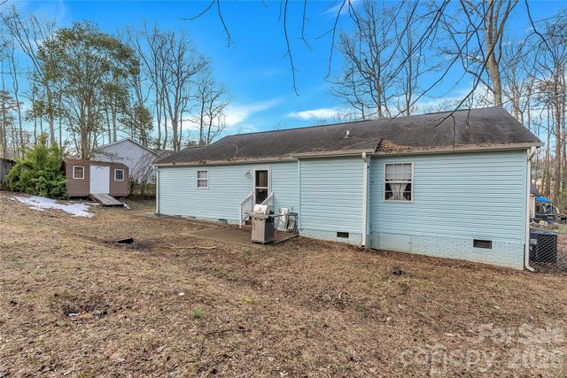 6628 Cool Water Court, Charlotte, NC 28215