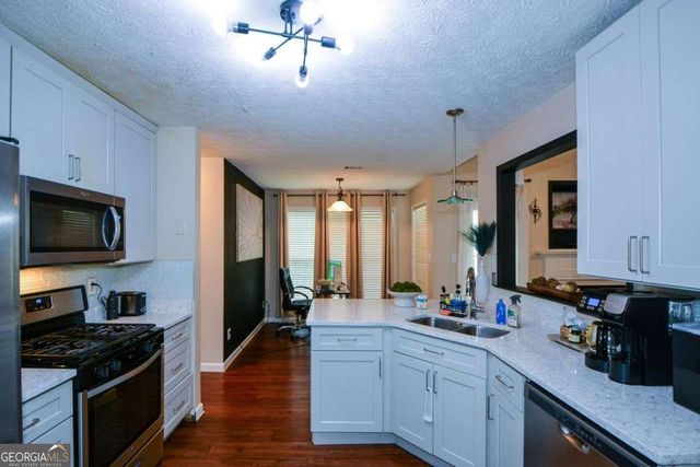 125 Verdon Hill, Fayetteville, GA 30215
