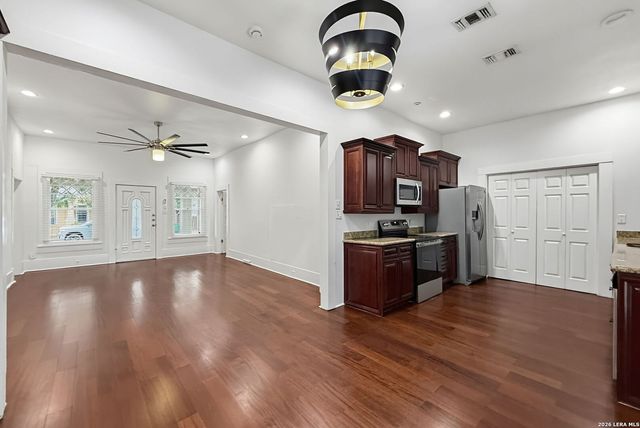 115 Panama Ave, San Antonio, TX 78210