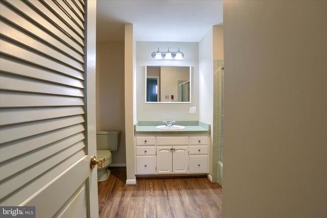1003 CHARLES ST, Mechanicsburg, PA 17055