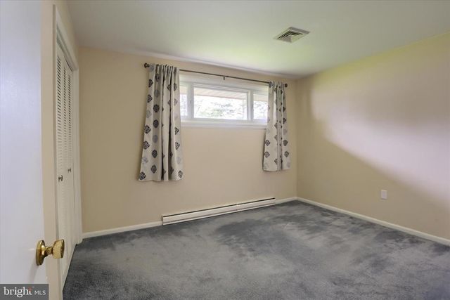 1003 CHARLES ST, Mechanicsburg, PA 17055