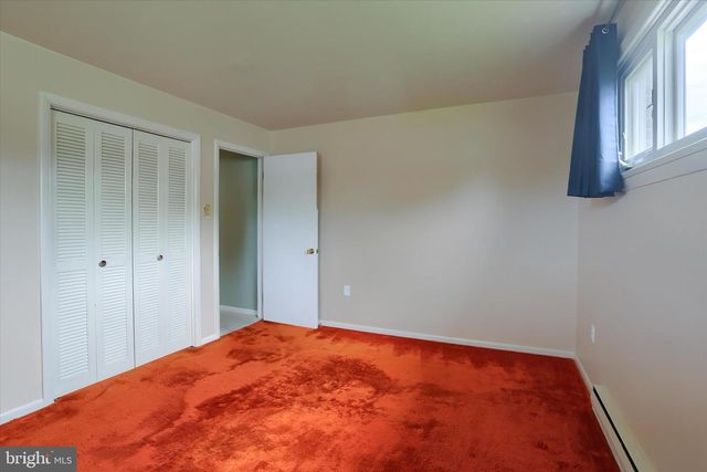 1003 CHARLES ST, Mechanicsburg, PA 17055