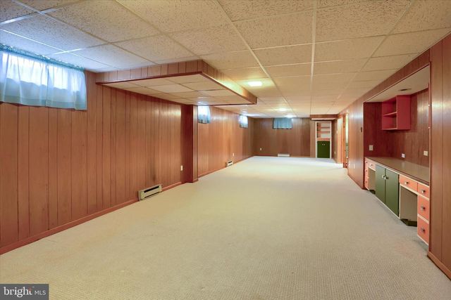 1003 CHARLES ST, Mechanicsburg, PA 17055