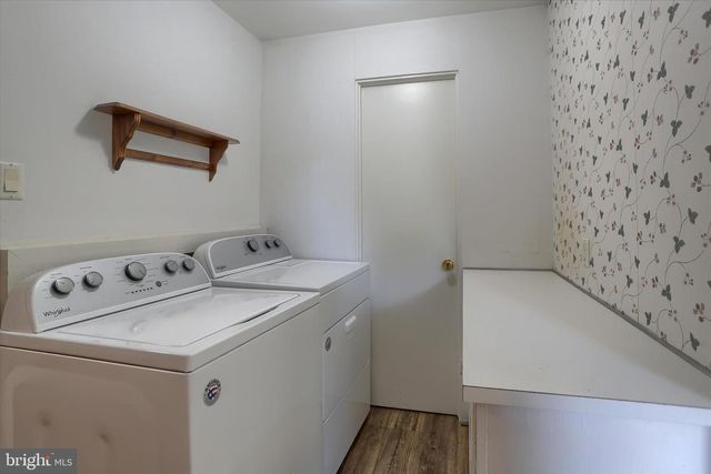 1003 CHARLES ST, Mechanicsburg, PA 17055