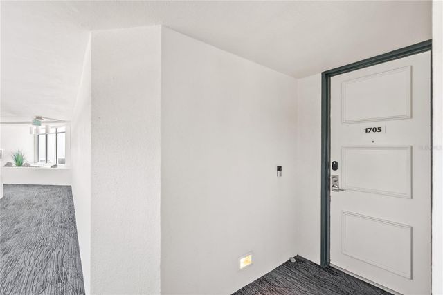 888 BOULEVARD OF THE ARTS 1705, Sarasota, FL 34236