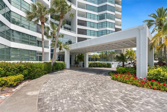 888 BOULEVARD OF THE ARTS 1705, Sarasota, FL 34236