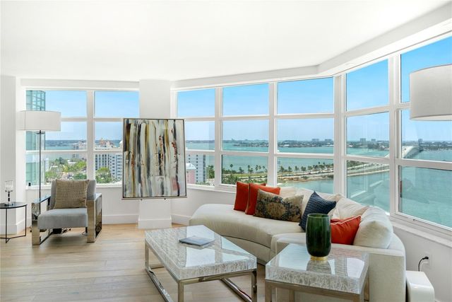 888 BOULEVARD OF THE ARTS 1705, Sarasota, FL 34236