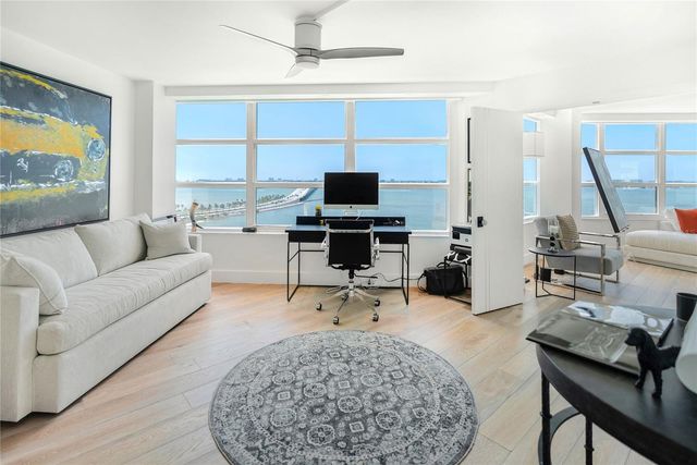 888 BOULEVARD OF THE ARTS 1705, Sarasota, FL 34236