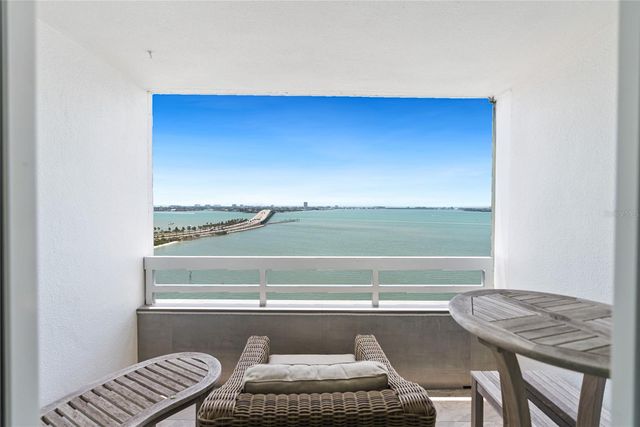 888 BOULEVARD OF THE ARTS 1705, Sarasota, FL 34236