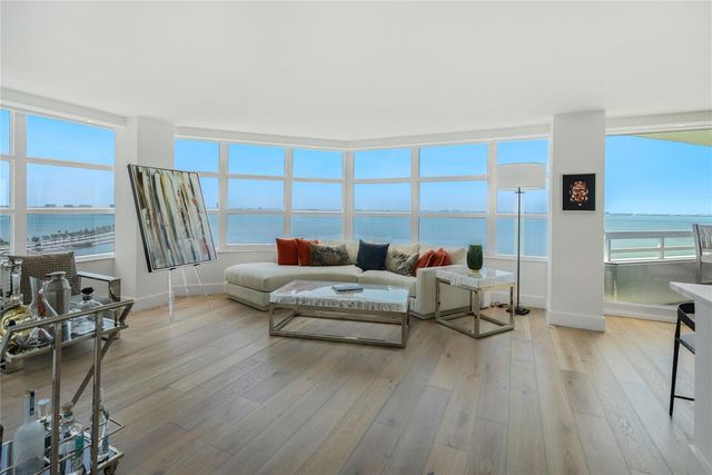 888 BOULEVARD OF THE ARTS 1705, Sarasota, FL 34236