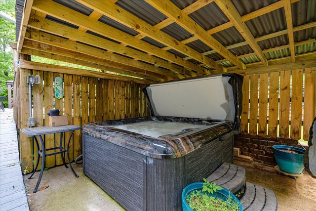 4222 Mcdonald Road, Apison, TN 37302
