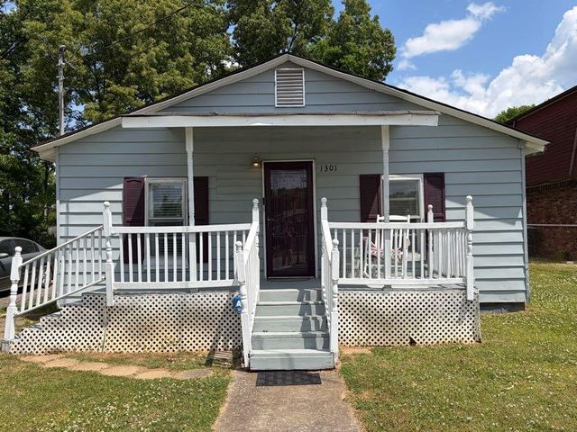 1301 E 28th Street, Chattanooga, TN 37404