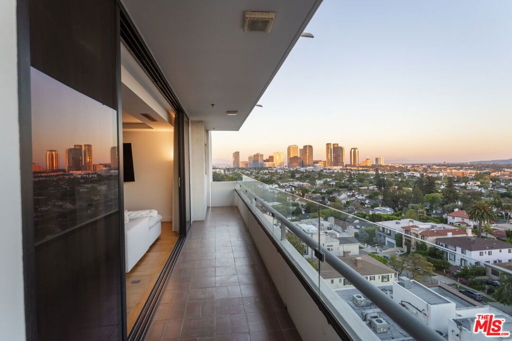 10660 Wilshire Boulevard 1207, Los Angeles, CA 90024 — photo 2