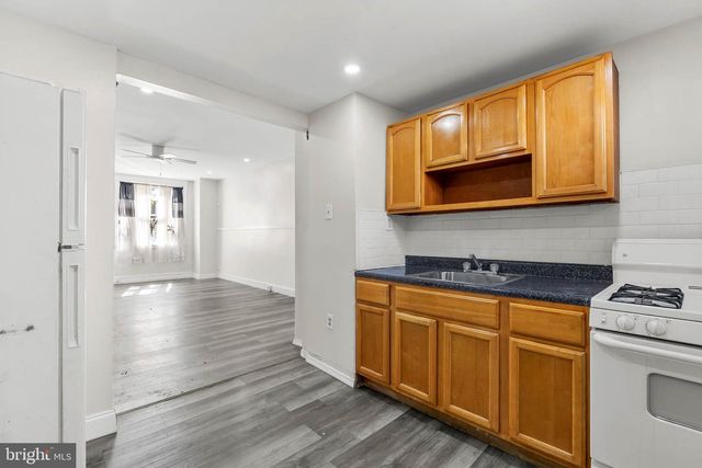 2061 SIGEL ST, Philadelphia, PA 19145