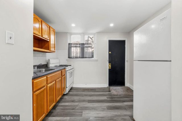 2061 SIGEL ST, Philadelphia, PA 19145