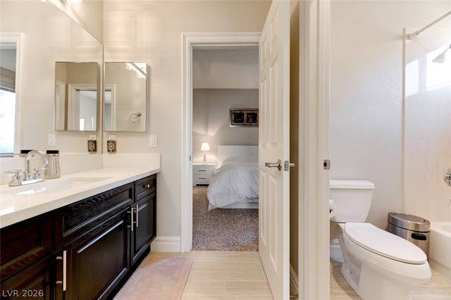 5 Chateau Whistler Court, Las Vegas, NV 89148