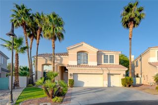 5 Chateau Whistler Court, Las Vegas, NV 89148