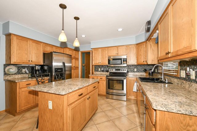 W166N10248 Calico LANE, Germantown, WI 53022