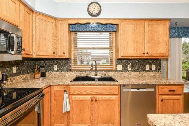 W166N10248 Calico LANE, Germantown, WI 53022