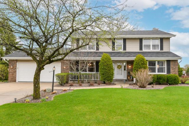 W166N10248 Calico LANE, Germantown, WI 53022