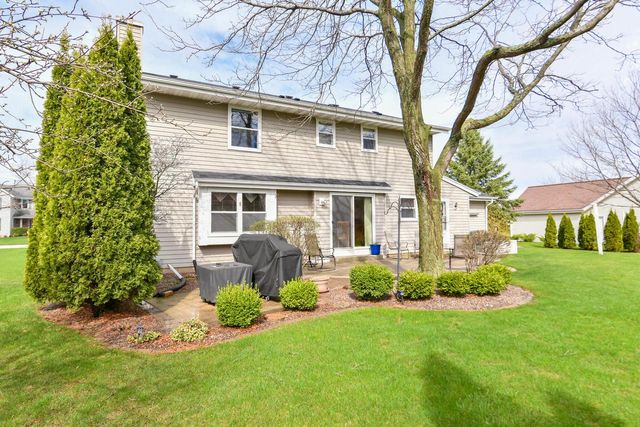 W166N10248 Calico LANE, Germantown, WI 53022