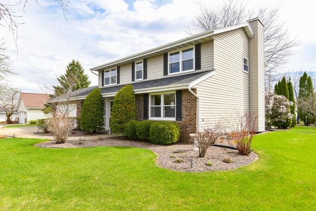 W166N10248 Calico LANE, Germantown, WI 53022