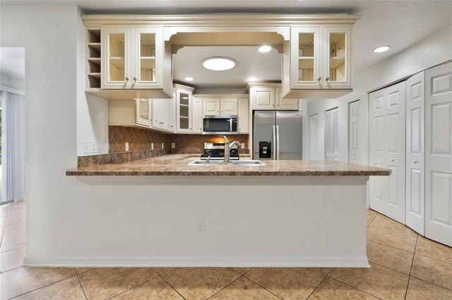 907 WILLOW DRIVE, Leesburg, FL 34748