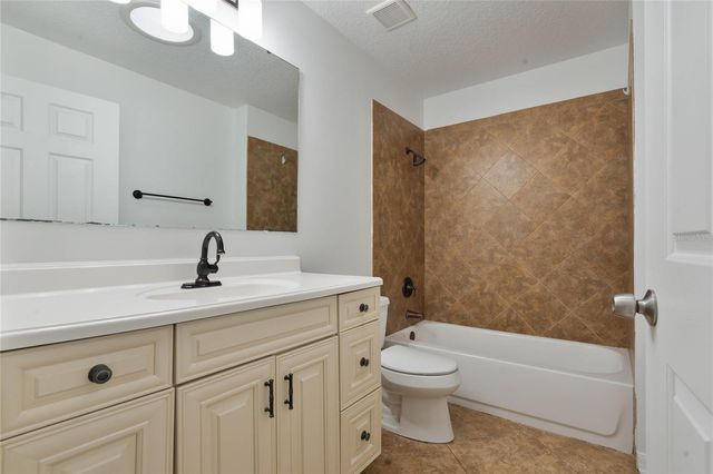 907 WILLOW DRIVE, Leesburg, FL 34748