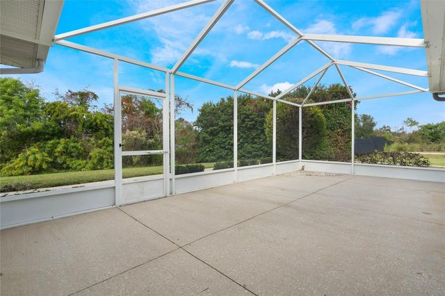 907 WILLOW DRIVE, Leesburg, FL 34748