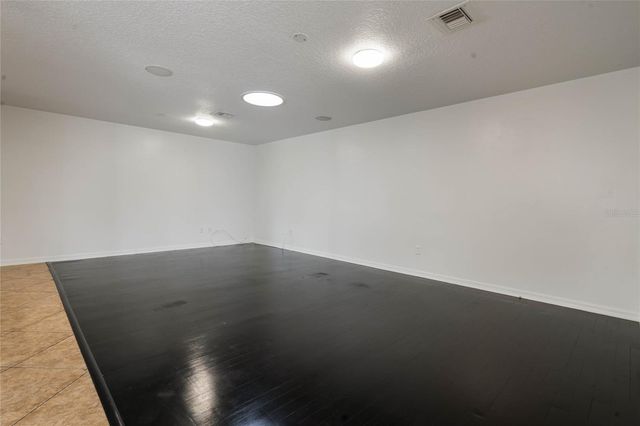 907 WILLOW DRIVE, Leesburg, FL 34748