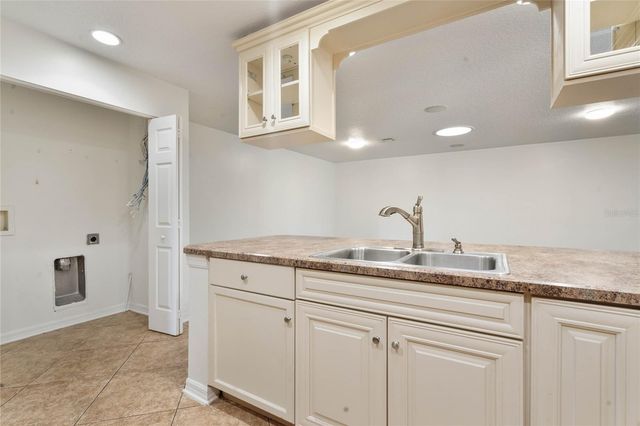 907 WILLOW DRIVE, Leesburg, FL 34748