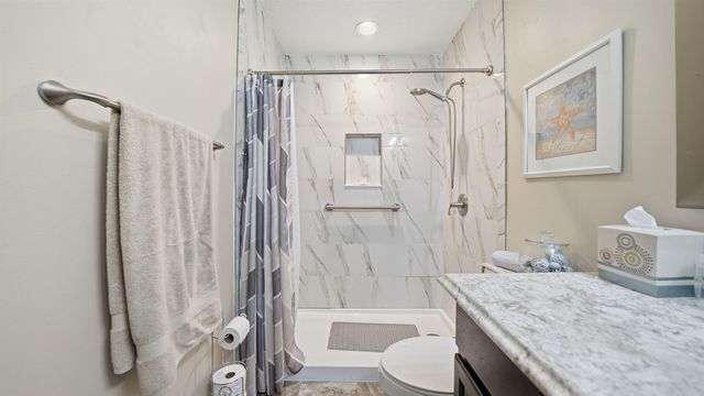 1404 Diana Dr, Palatka, FL 32177