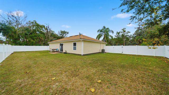 1404 Diana Dr, Palatka, FL 32177