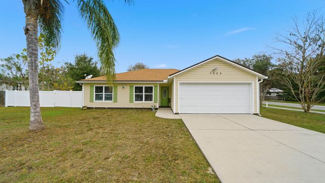 1404 Diana Dr, Palatka, FL 32177