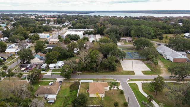 1404 Diana Dr, Palatka, FL 32177